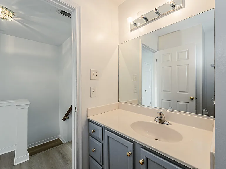 1429 New Haven Ct — Photo 40