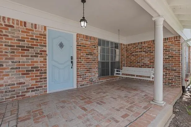 4 bed, 2.0 bath, 1824 sqft, $2,950 — Photo 4