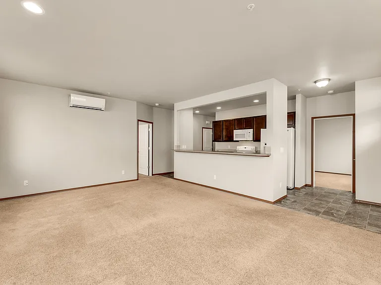 19601 Wapato Ln NE #105 — Photo 4