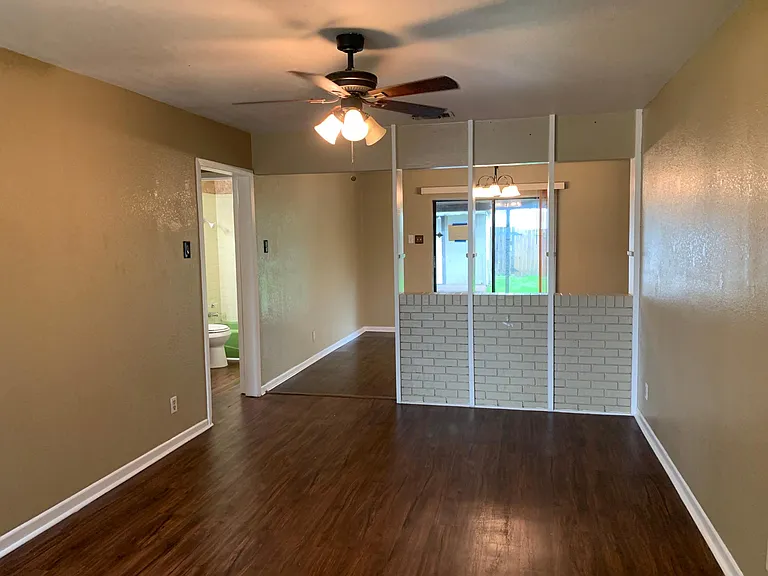 615 Bishop Dr — Photo 6