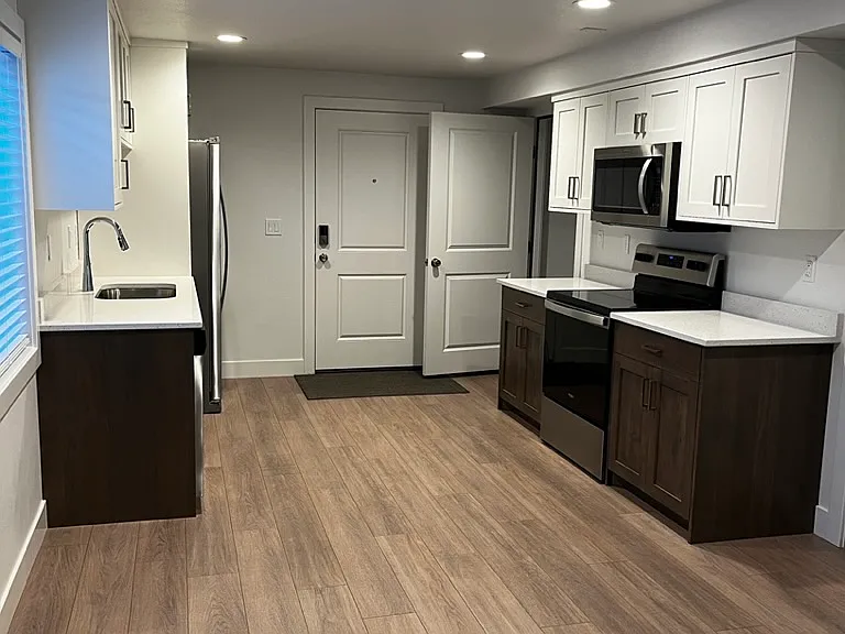 575 E Canyon Rim Rd — Photo 10