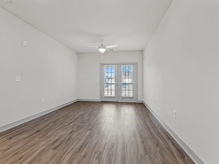 Litchford 315 Apartments — Photo 42