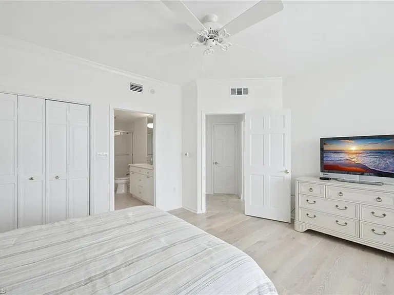 60 Seagate Dr #1606 — Photo 24