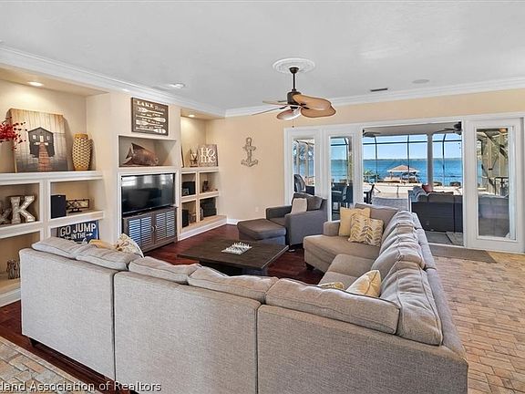 3rd image of 616 Sunset Pointe Dr
