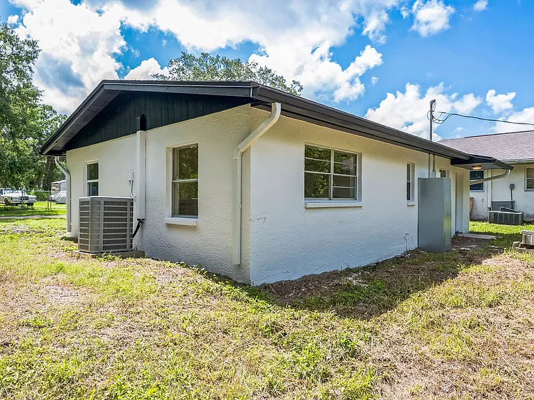 314 W Owens Ave — Photo 17