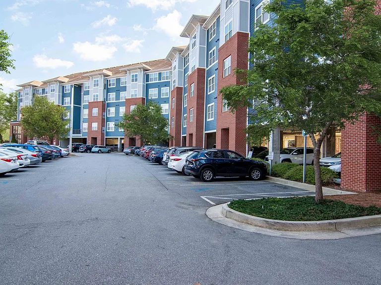 Flats at Carrs Hill — Photo 17