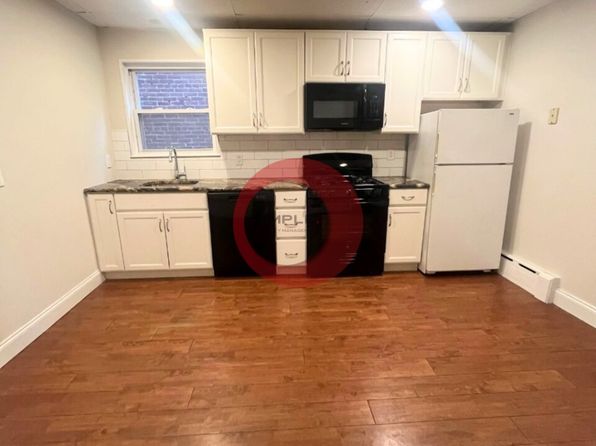 4 E 4th St APT 1