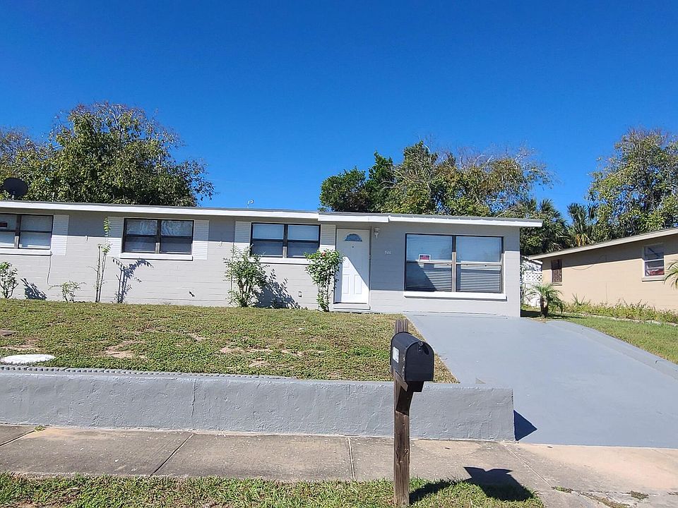 1st image of 1126 Lewis Dr