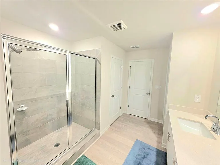 327 Valley Oak Dr — Photo 40