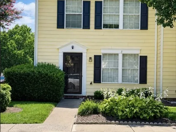 10111 Robin Lee Ln, Glen Allen, VA 23060