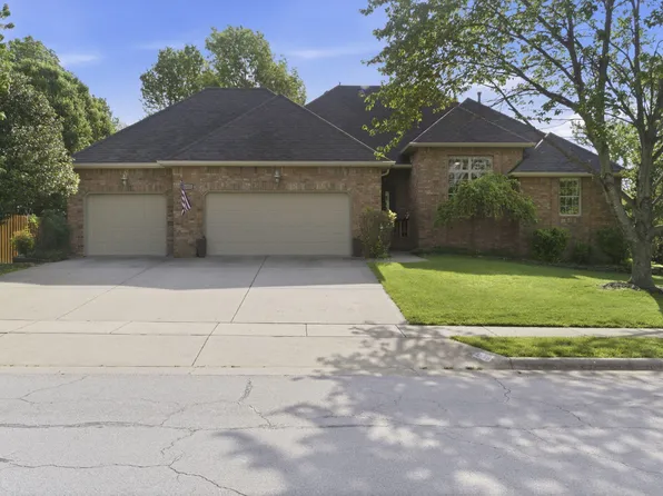 4840 S Prairie View Avenue, Battlefield, MO 65619