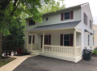 9141 Schoolcraft Ln, Burke, VA 22015