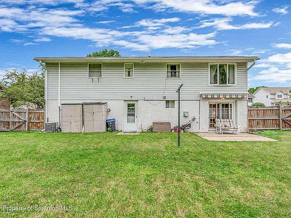 3rd image of 1010 Martarano Dr