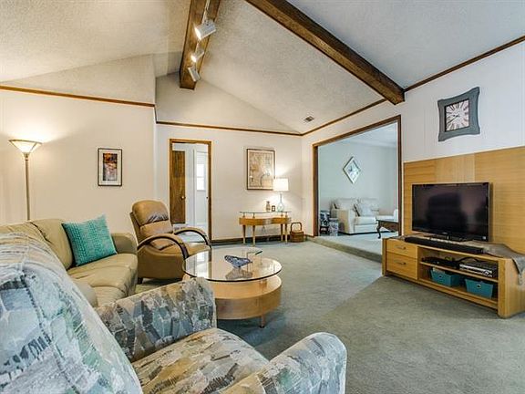 3rd image of 1110 Glenfield Ct