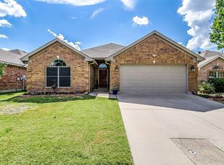 102 Bridgewood Dr, Mansfield, TX 76063