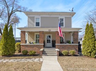 205 Main St, Sugar Grove, IL 60554