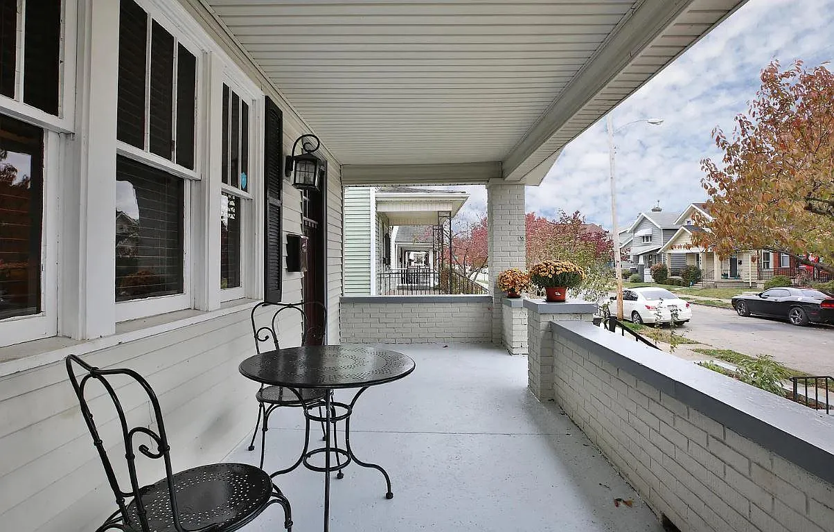 335 E Moler St — Photo 4