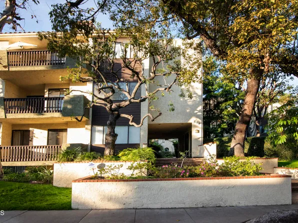 497 E California Blvd APT 200, Pasadena, CA 91106