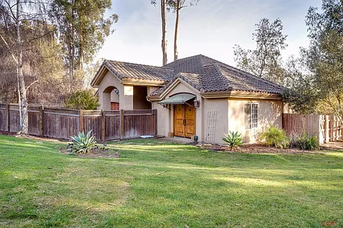 2041 Idyllwild Pl Photo 1