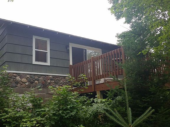 Deck also has some shade