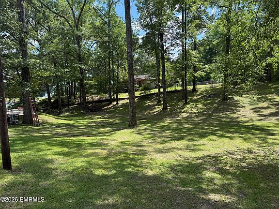 3rd image of 4018 Tartt Rd