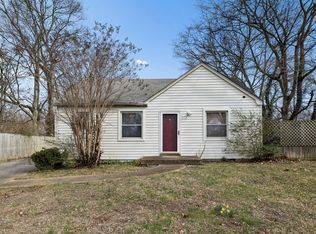 902 Aladdin Dr, Nashville, TN 37217