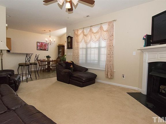 2nd image of 636 Woodson Dr
