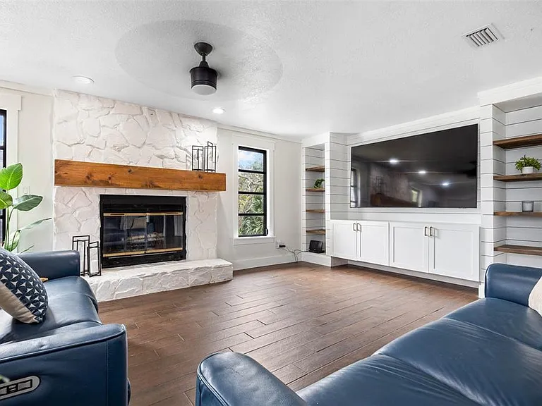 12756 Poinsettia Ave — Photo 8