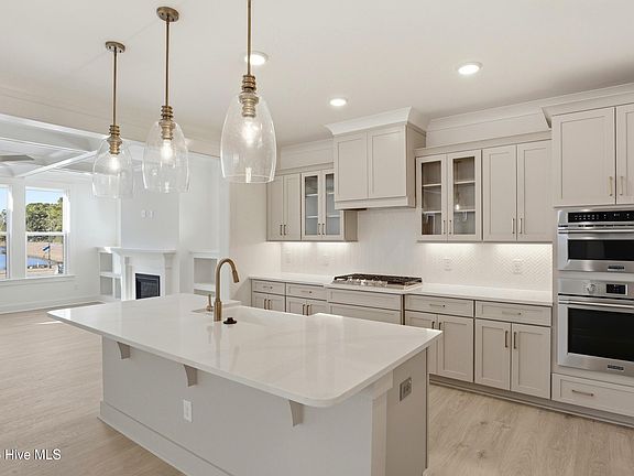 4th image of 3920 Watersail Drive #87