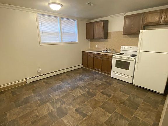 2nd image of 1013 A St #6