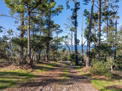 90 Crest Rd, Carmel, CA, 93923