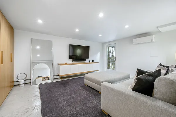 Sold by Corcoran | media 11