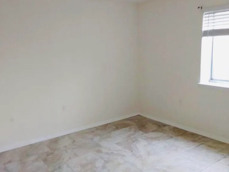 600 Pacific Ave #C103 — Photo 7
