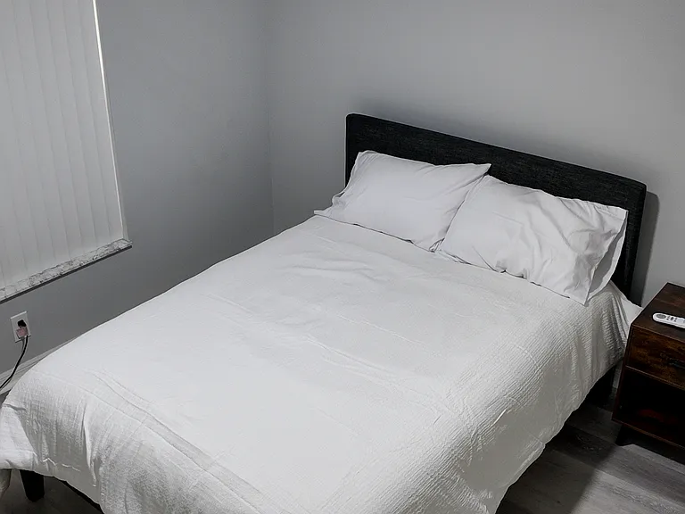 1200 Palm Walk Ln — Photo 1