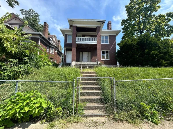 3572 Van Antwerp Pl, Cincinnati, OH 45229