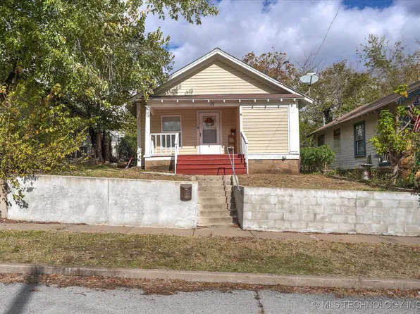 15 W 5th St, Sand Springs, OK 74063