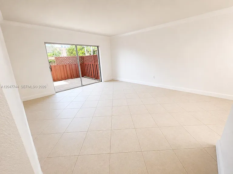 8601 SW 94th St #105W — Photo 17