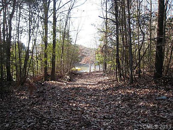3rd image of 8946 Fair Oak Drive