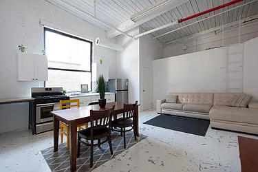 Rented by R New York