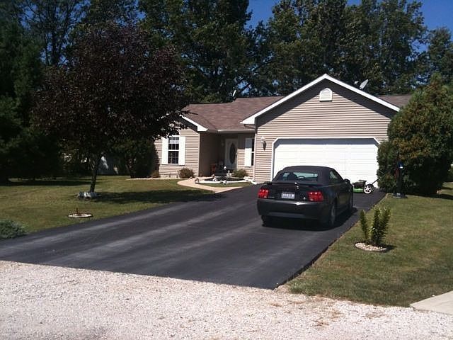 2nd image of 5 Carol Ct