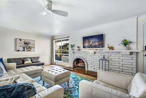 418 Nobel Ave Photo 1