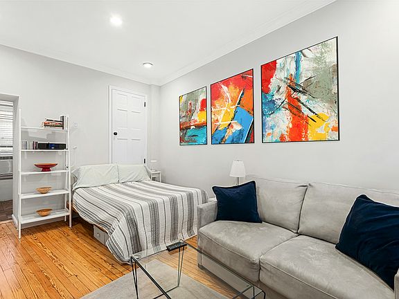3rd image of 2 Charles St #1F