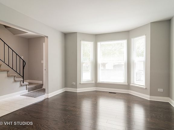 3rd image of 366 W Tanglewood Ave