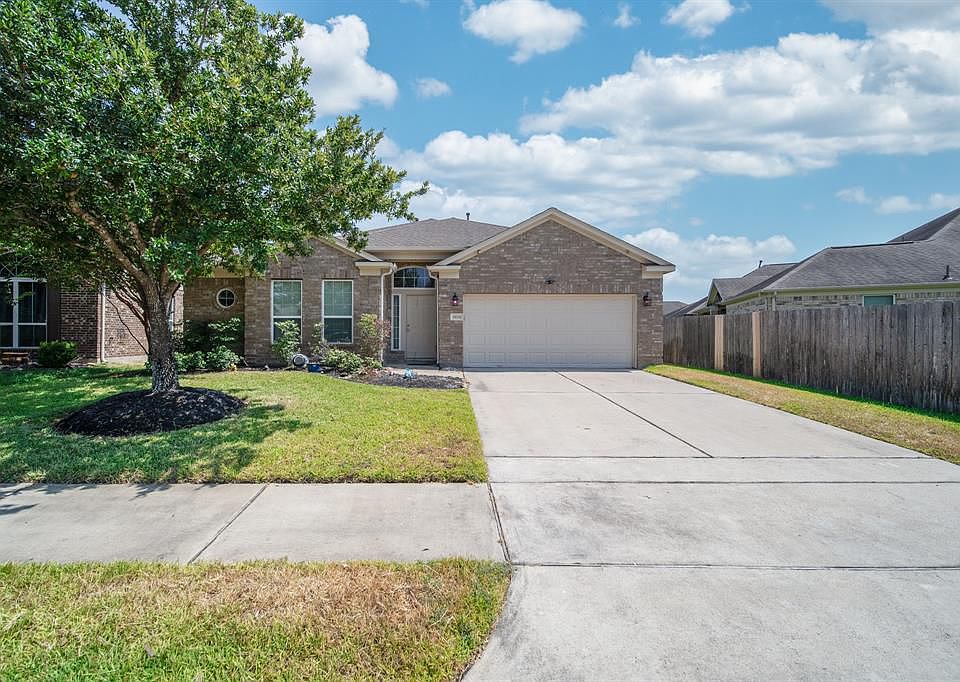 1st image of 19006 Piper Hill Ln