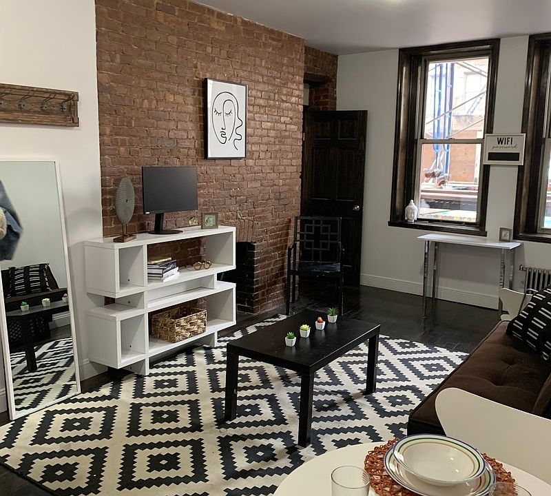 1st image of 203 Grand St #27
