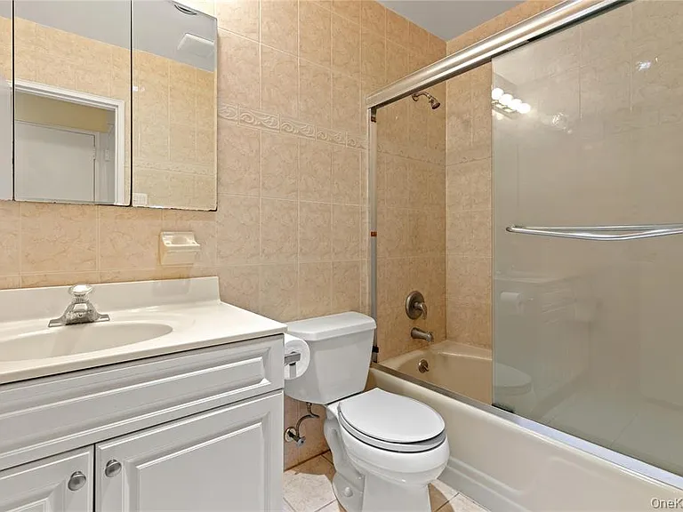 750 Shore Rd #2G — Photo 20