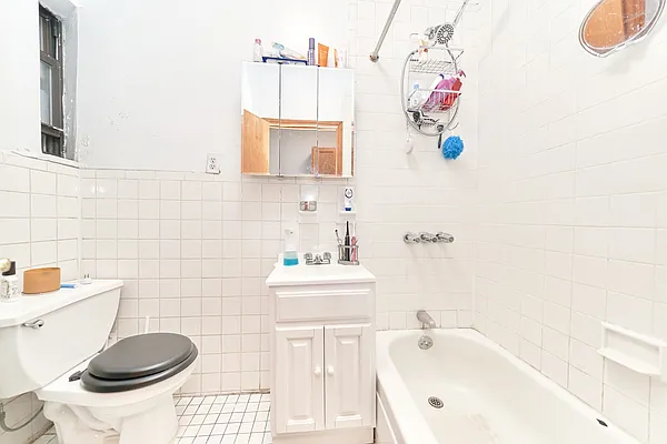 Rented by Living New York | media 9