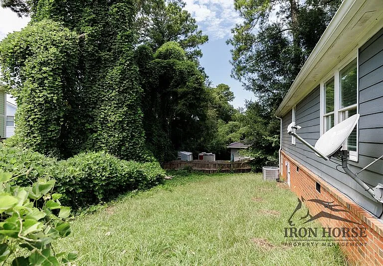 130 Mandy Dr — Photo 24