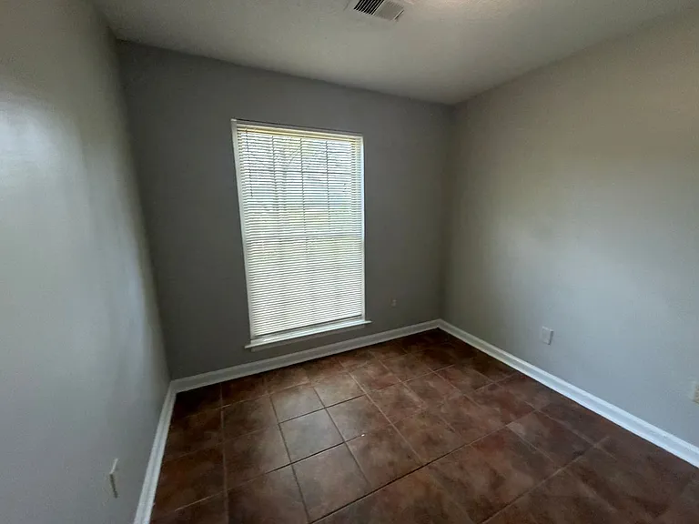 5596 Karen Dr — Photo 18