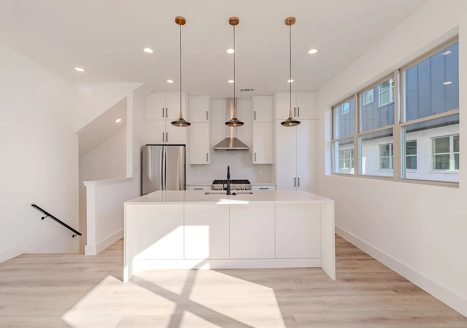 Rooftop Living Steps from Greenville Ave | 3BR/3.5BA Townhome — Photo 1